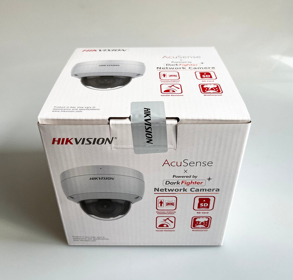 Caméra de sécurité Hikvision AcuSense de 4 MP avec détection de personnes et de véhicules