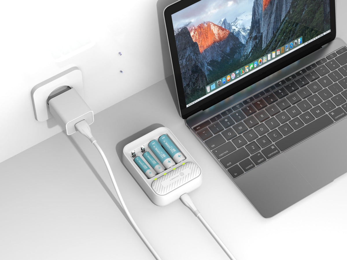 Chargeur de piles Techancy MM5420 à 4 emplacements AA/AAA Ni-MH de 1,2 V avec LED, blanc